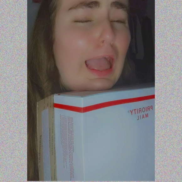 Unlisted Items in Posh Shows - Picture 9 of 9